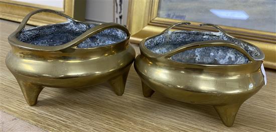 Two 20th century Chinese bronze censers, diameter 12cm (one a.f.)